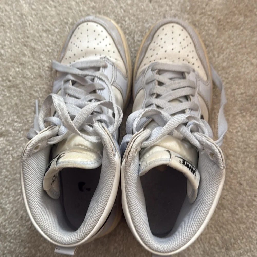 Nike High Dunks “retro” in White and Powder Blue - Picture 5 of 6